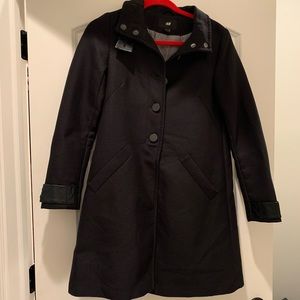 H&M coat - size 6 -super cute details!